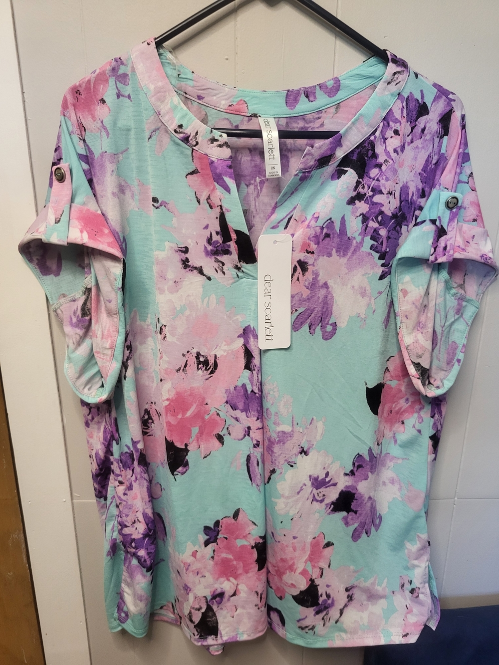 Scarlett Mint Floral Split-Neck Roll-Tab Sleeve Tunic